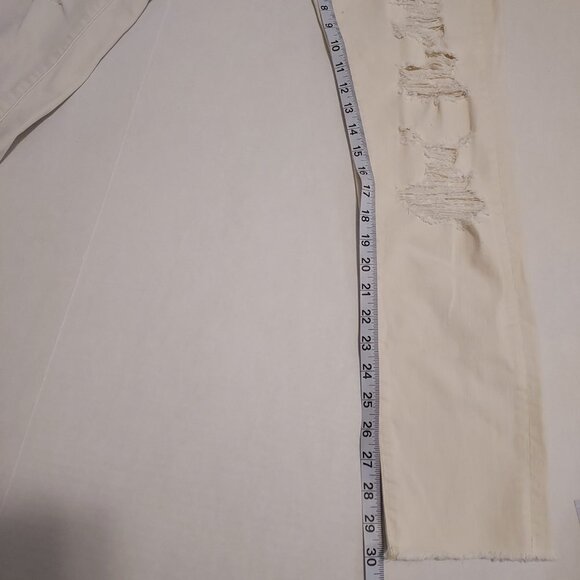 American Eagle Mid Rise Super Distressed Cream Jeggings - Picture 8 of 13